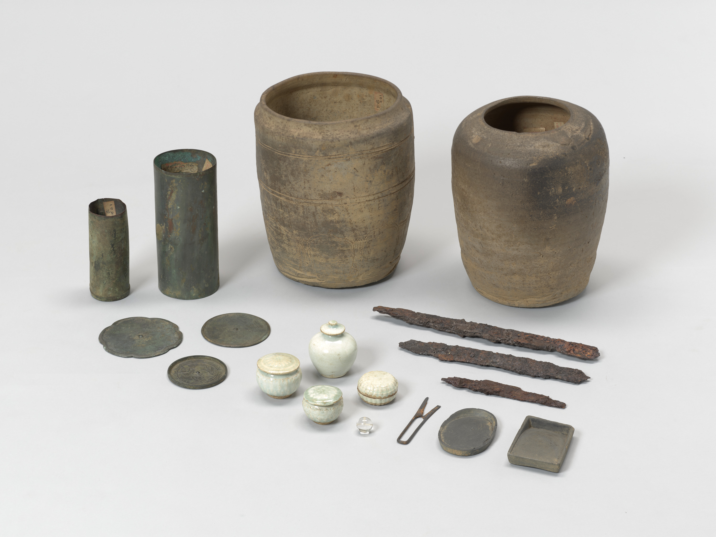 鞍馬寺経塚出土品 Image