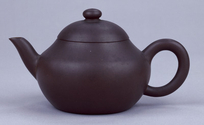 Yixiang Tea Pot with Reddish Ochre Slip Image