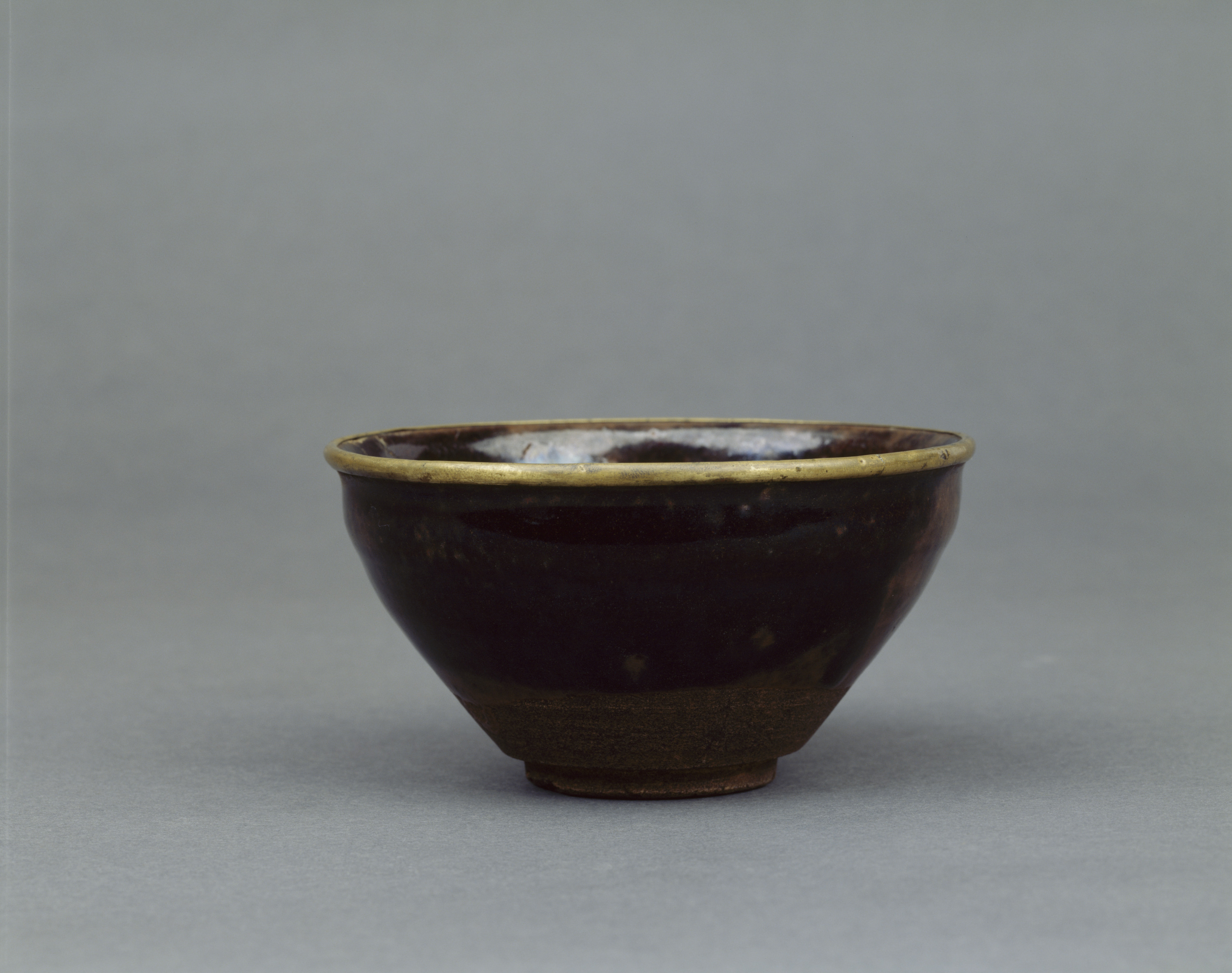 鉄釉天目茶碗 画像