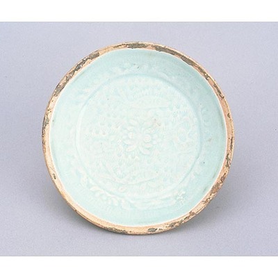 Qingbai (Clear Blue) Porcelain Dish with Impressed Design of Lotus Image