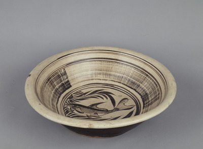 白地鉄絵魚藻文大鉢 磁州窯 画像